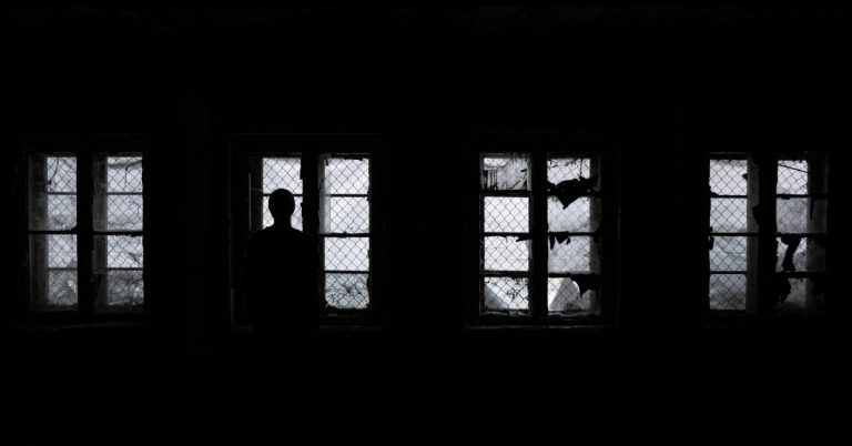 Negative Thinking- How to break free from the prison of your thoughts?